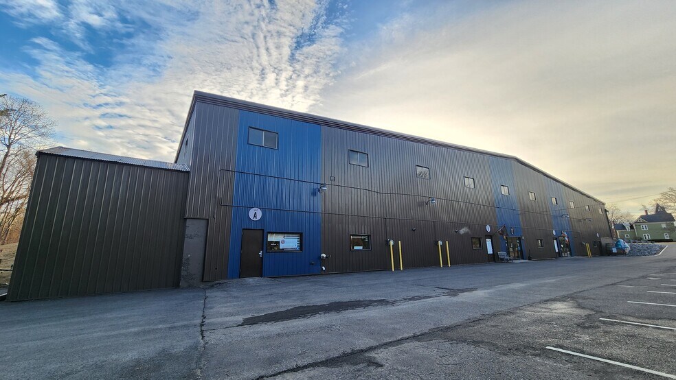 Primary Photo Of 113 Hillside Ave, Londonderry Warehouse For Lease