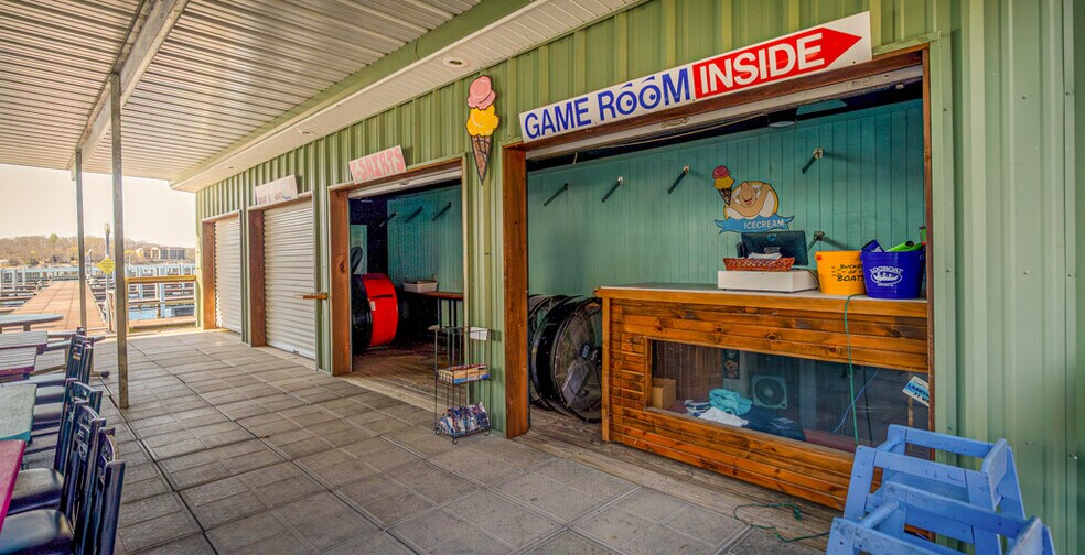 More Photos Of 364 Galley Rd, Camdenton Restaurant For Sale