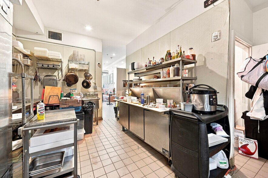 More Photos Of 500 S 52nd St, Philadelphia Storefront Retail Residential For Sale