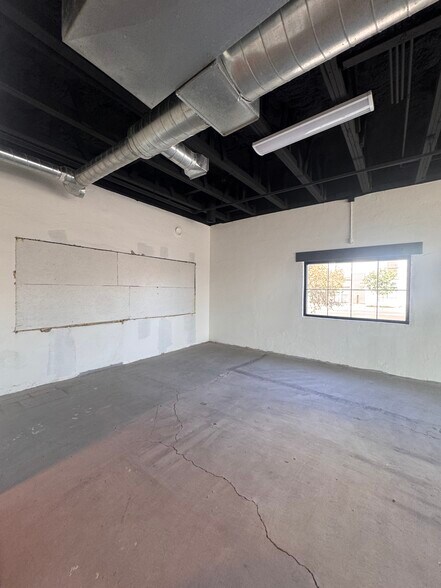 More Photos Of 1215 E Van Buren St, Phoenix Restaurant For Sale