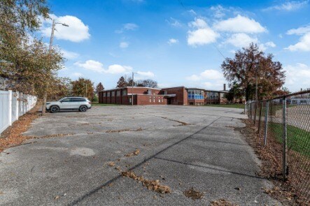 More Photos Of 9707 Chicago Heights Blvd, Saint Louis Specialty For Sale