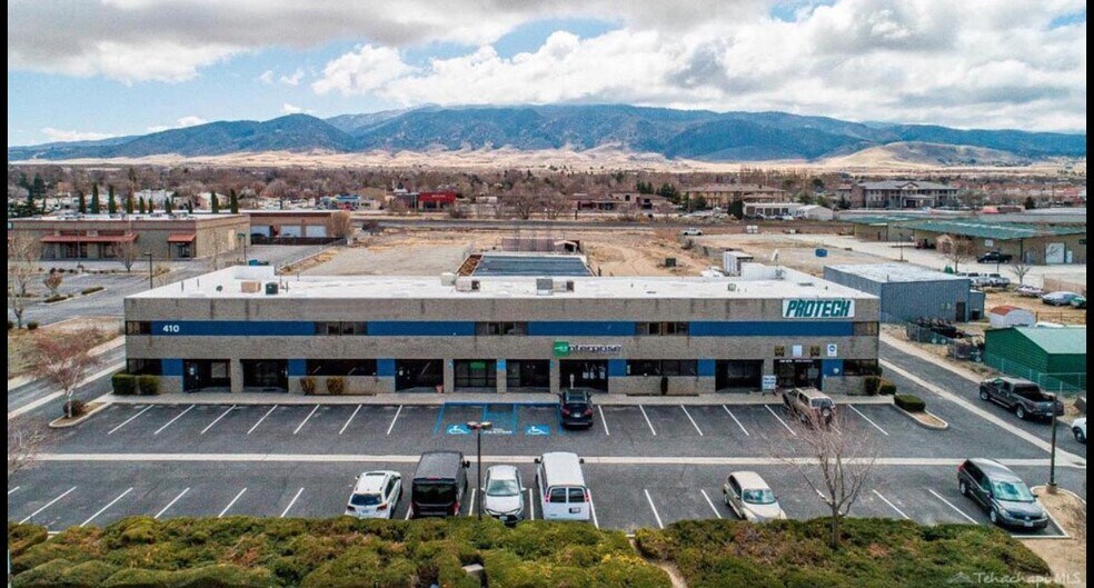 More Photos Of 410 W J St, Tehachapi Light Manufacturing For Sale