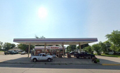 More Photos Of 315 14th St S, Benson Service Station For Sale