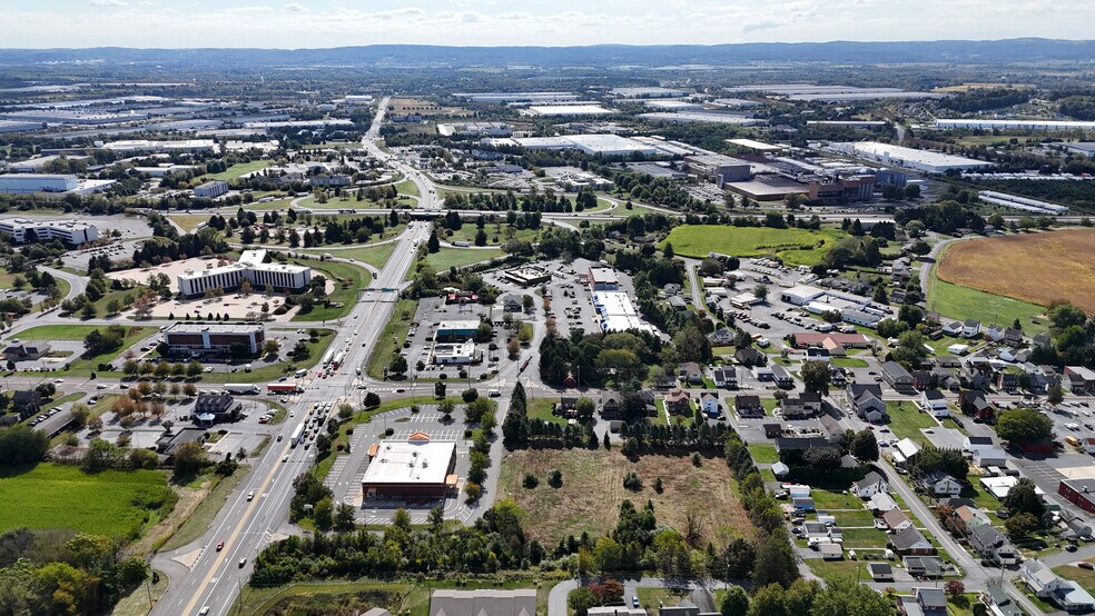 More Photos Of 7719 Main St, Fogelsville Freestanding For Lease