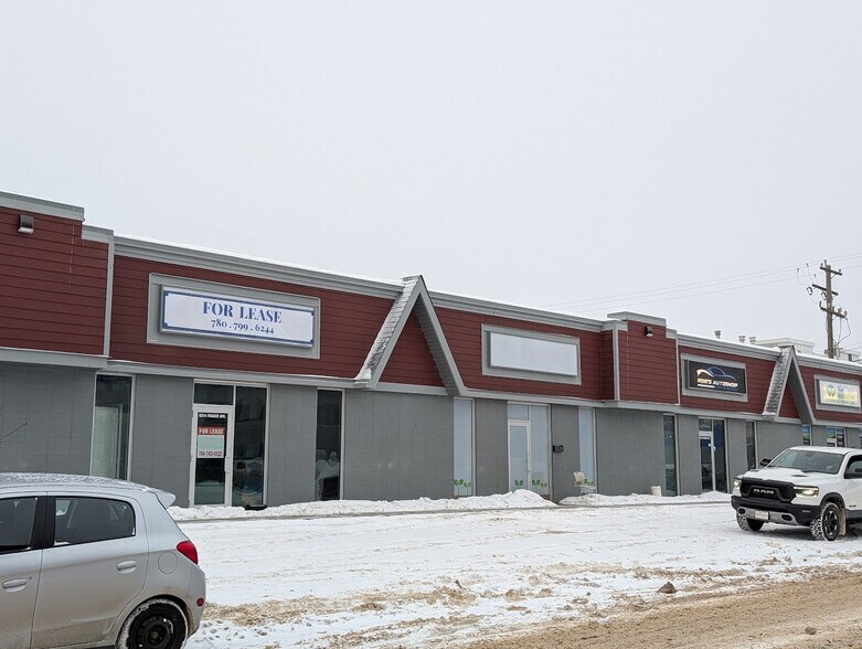 More Photos Of 8308 Fraser Ave, Fort McMurray Showroom For Sale