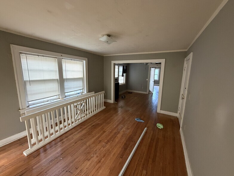 More Photos Of 2734 Charlotte St, Kansas City Apartments For Sale