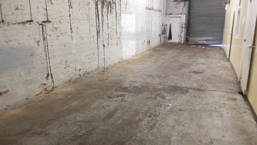 More Photos Of 104 Lexington Ave, Brooklyn Warehouse For Lease