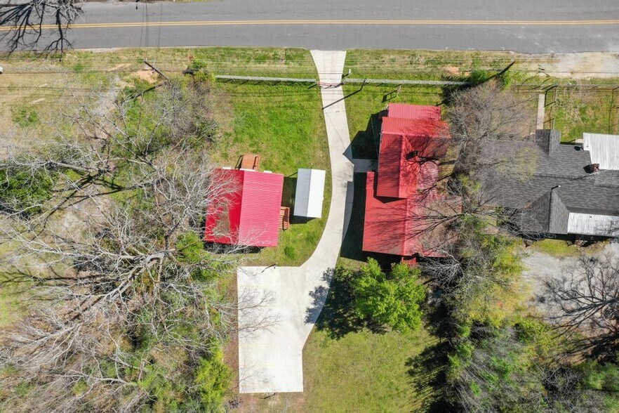 More Photos Of 450 S Oak St, Jackson Storefront Retail Office For Sale