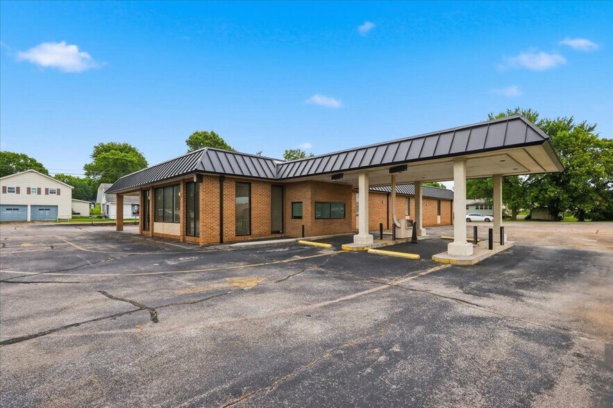 More Photos Of 502 E North St, Sweetwater Loft Creative Space For Lease