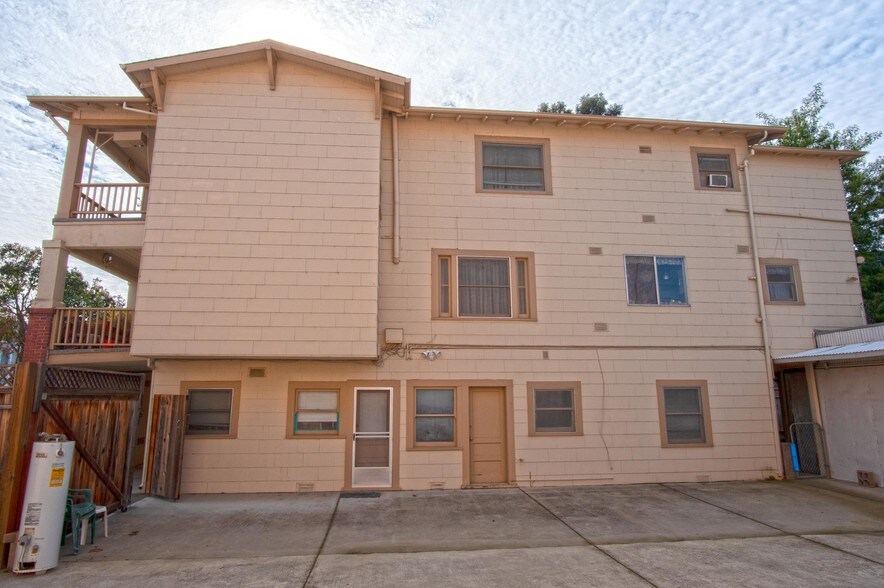 More Photos Of 815 Main St, Suisun City Apartments For Sale