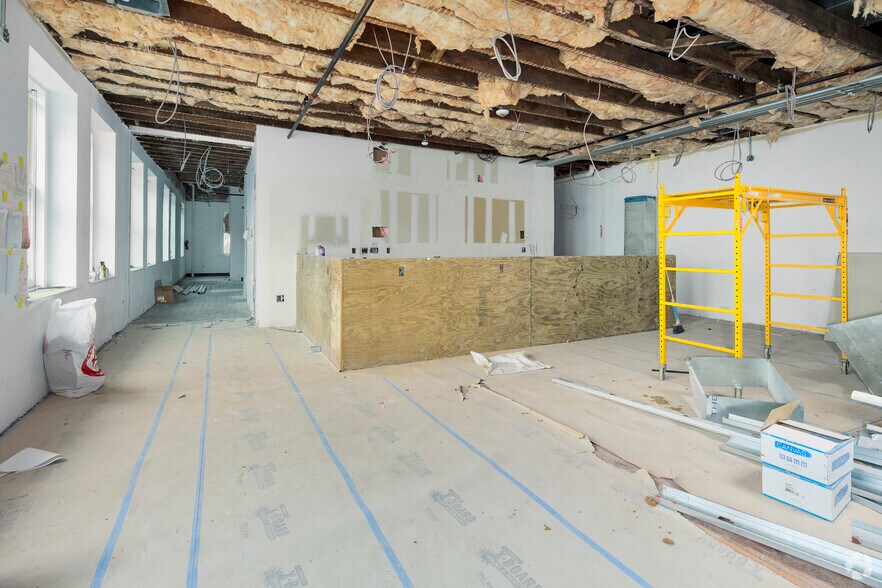 More Photos Of 477 H St NW, Washington General Retail For Sale