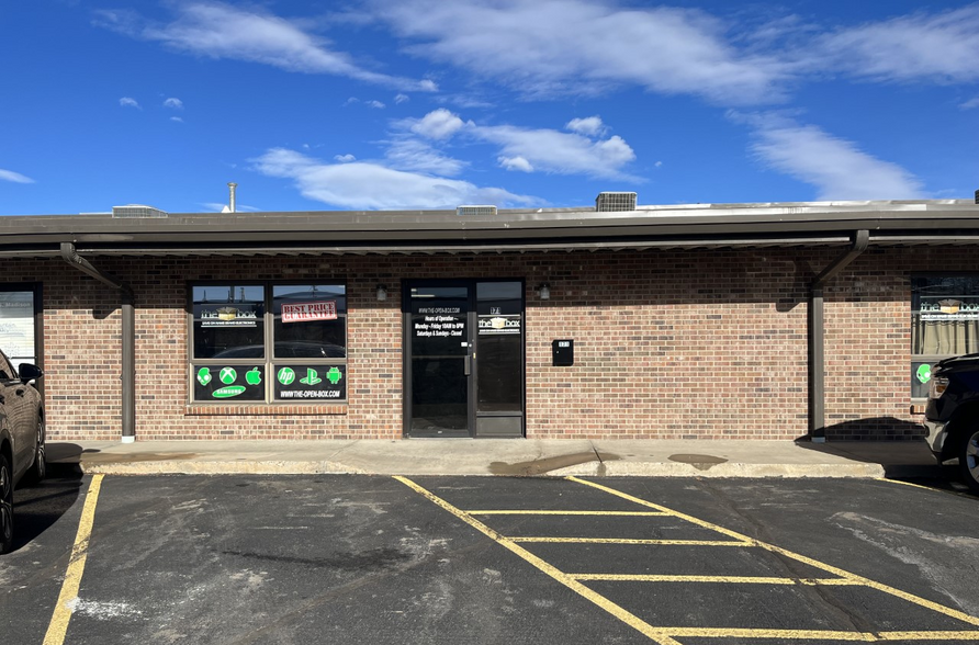 Primary Photo Of 171 S Madison Ave, Loveland Flex For Sale