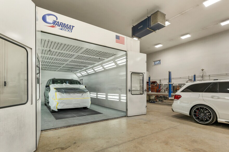 More Photos Of 14 Boynton Ln, Seabrook General Retail For Sale