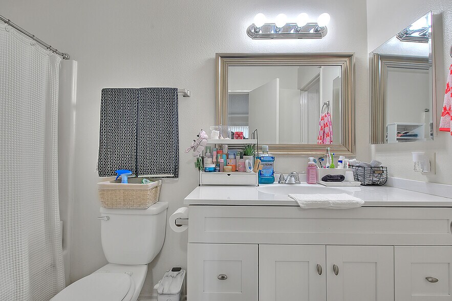 More Photos Of 275-299 Monte Vista St, La Habra Apartments For Sale