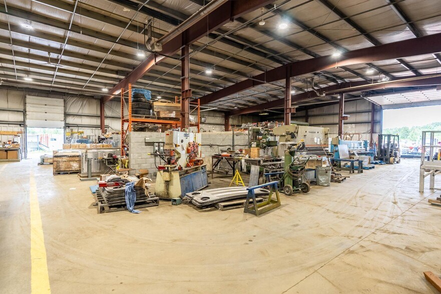 More Photos Of 2555 Maley Dr, Sudbury Warehouse For Sale