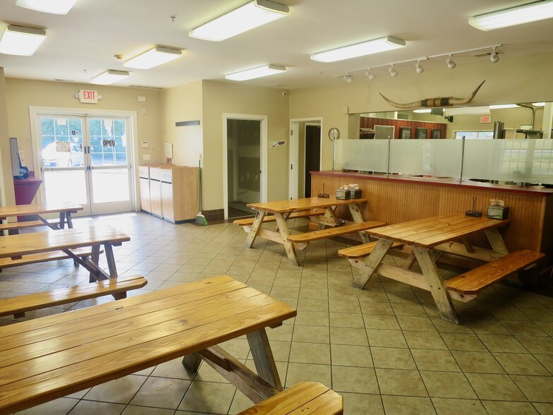 More Photos Of 2833 Baltimore Blvd, Finksburg Restaurant For Sale
