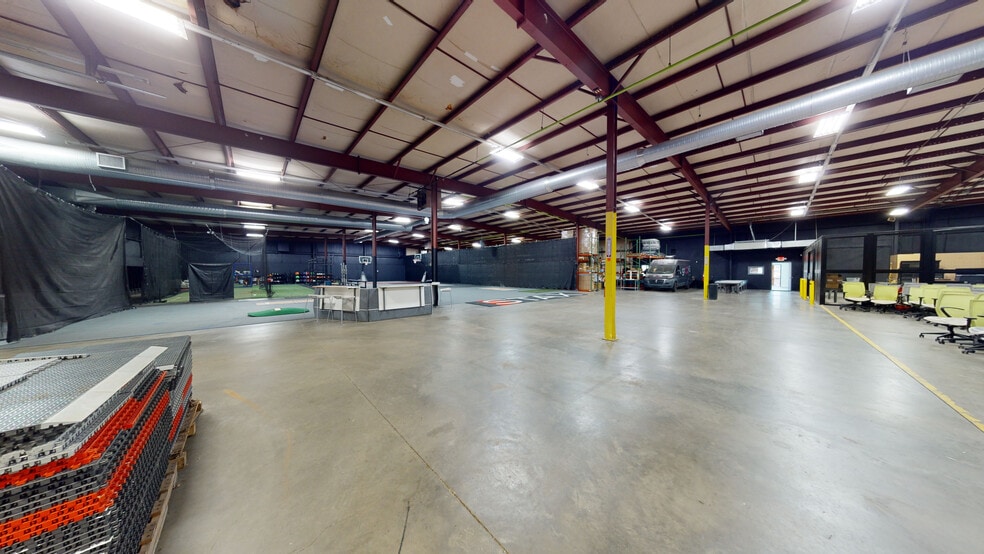 More Photos Of 3990 Sam Wilson Rd, Charlotte Warehouse For Lease