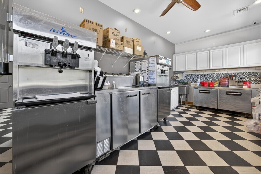 More Photos Of 2693 Community Dr, Bath Restaurant For Sale