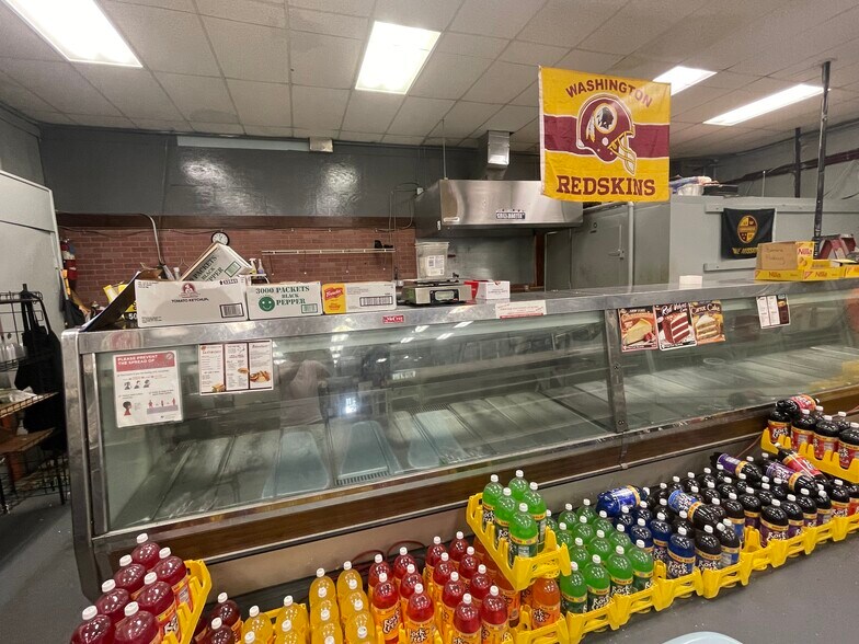 More Photos Of 1613 Montello Ave NE, Washington Storefront For Sale