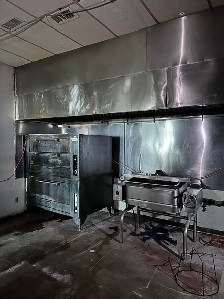 More Photos Of , San Antonio General Retail For Sale