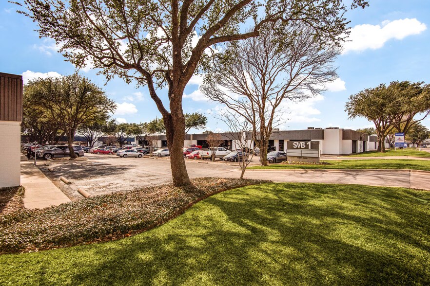 More Photos Of 4440-4460 Spring Valley Rd, Dallas Unknown For Lease