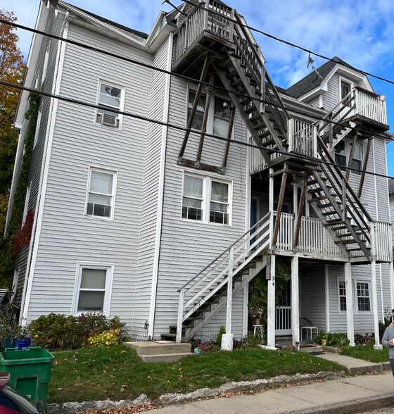 Primary Photo Of 34 Marshall St, Putnam Apartments For Sale