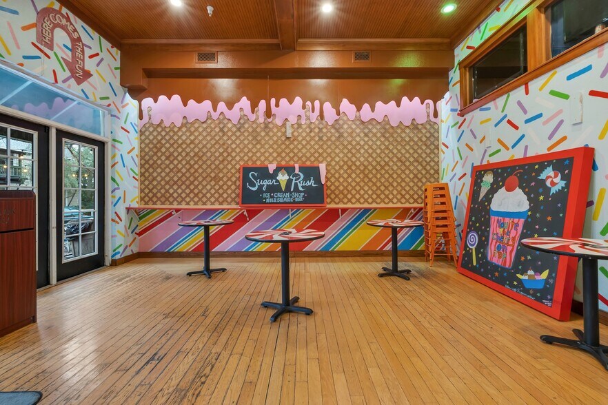 More Photos Of 114 All Saints St, Tallahassee Storefront Retail Office For Sale