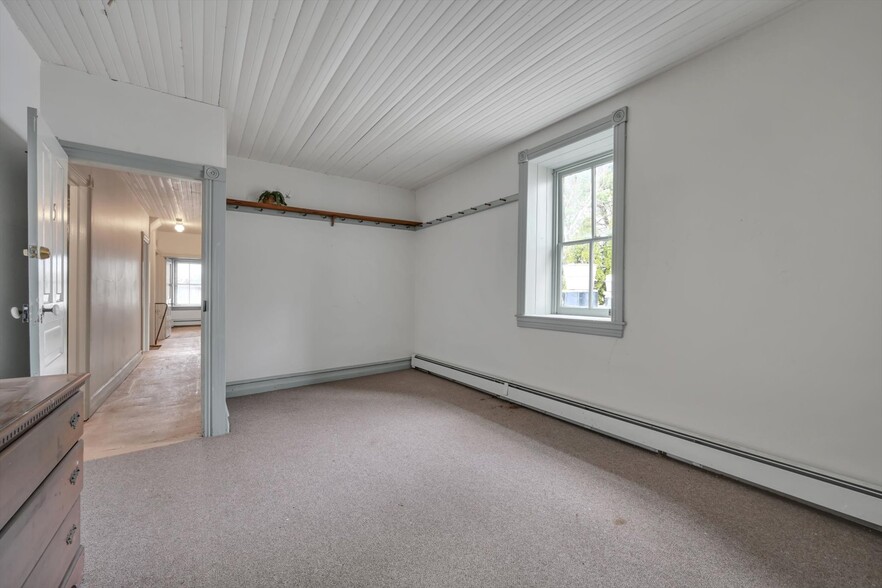 More Photos Of 349 Huffs Church Rd, Mertztown Restaurant For Sale