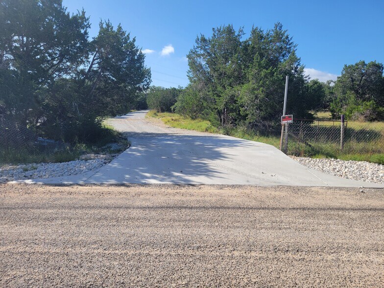 More Photos Of 638 Bonita Dr, Blanco Land For Sale