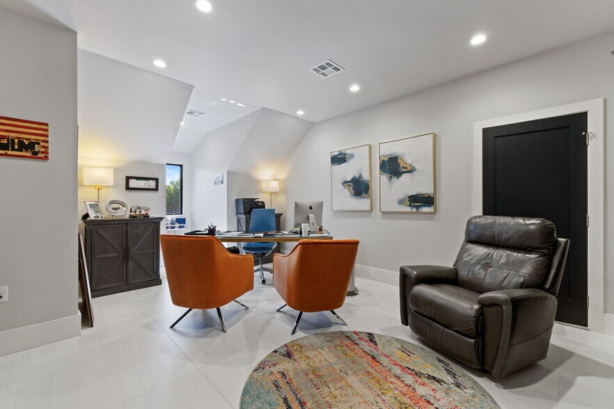 More Photos Of 16362 Muirfield Place, Edmond Medical For Sale