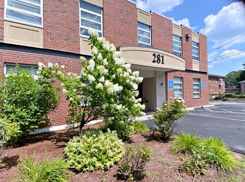 More Photos Of 281 Cambridge St, Burlington Medical For Lease