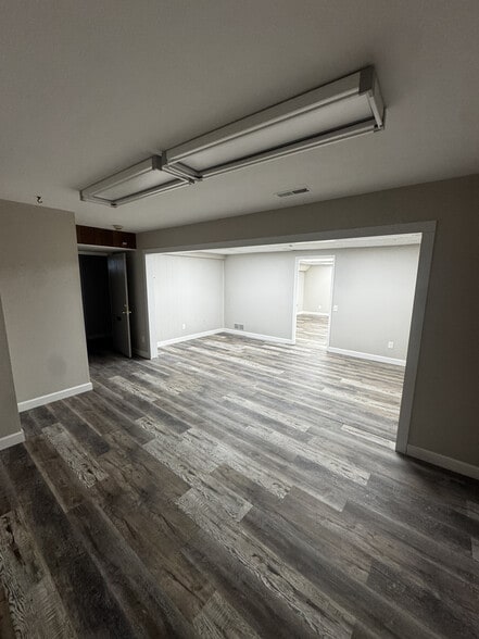 More Photos Of 453 N Lindbergh Blvd, Creve Coeur Office For Sale