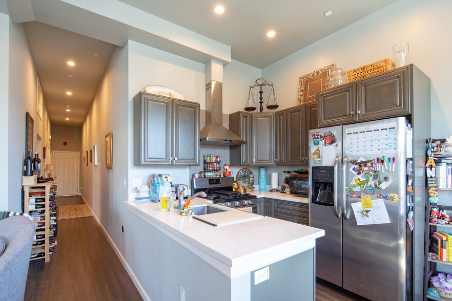 More Photos Of 350 4th St, Oakland Apartments For Sale