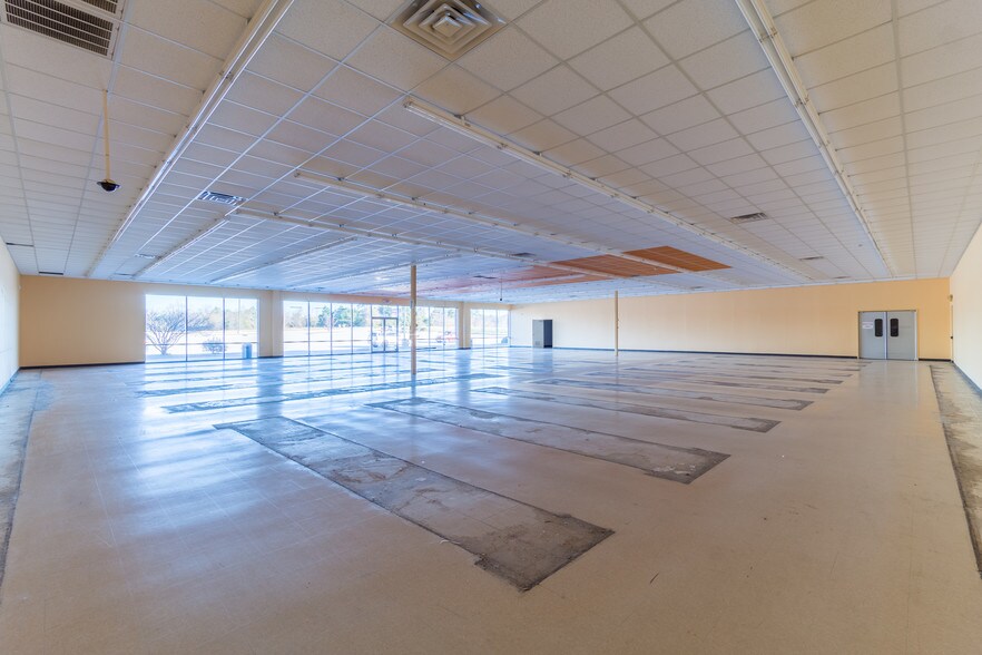 More Photos Of 4079 Augusta Hwy, Gilbert Storefront For Lease