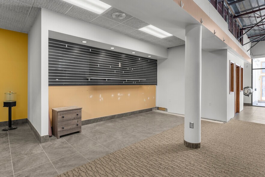 More Photos Of 102 N Washington St, Saint Croix Falls Office Residential For Sale