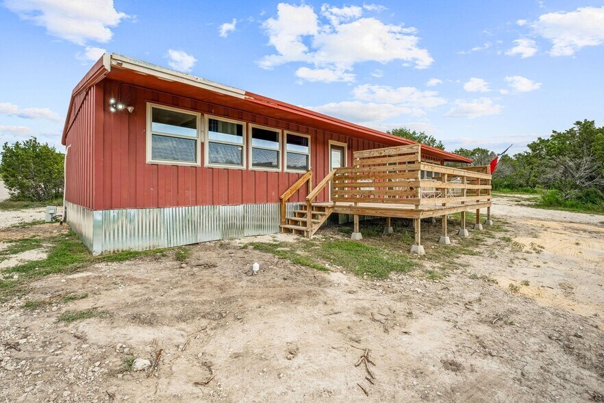 More Photos Of 825 Monarch Trail, Stephenville Specialty For Sale