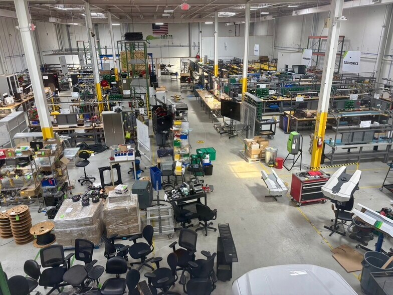 More Photos Of 23 Rainin Rd, Woburn Distribution For Lease