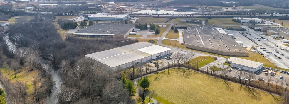 More Photos Of 1550 Kingsview Dr, Lebanon Distribution For Sale