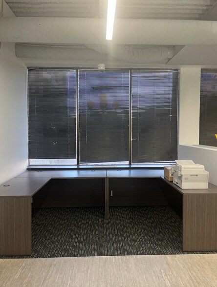 More Photos Of 27301 Dequindre Rd, Madison Heights Medical For Lease