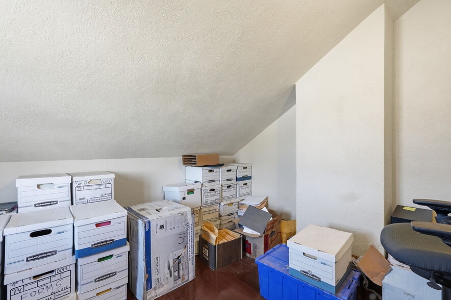 More Photos Of 1004 N 6th Ave, Tucson Office For Sale