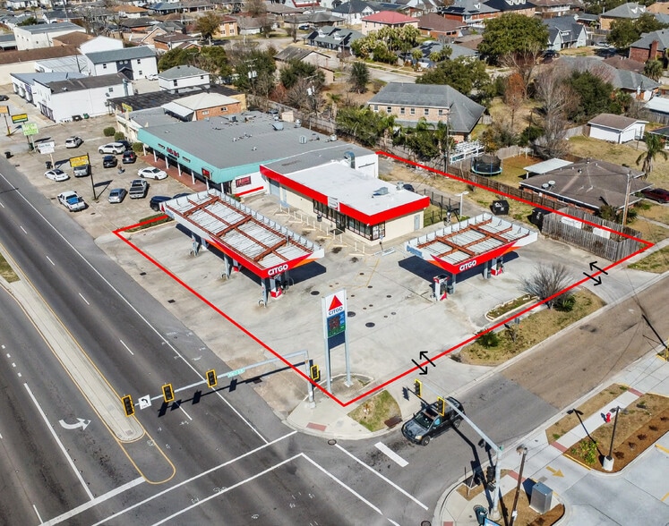 More Photos Of 7571 W Judge Perez Dr, Arabi Freestanding For Sale