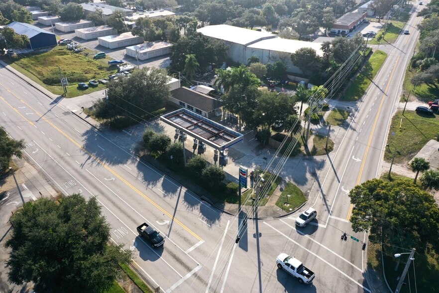 More Photos Of 755 4th St, Vero Beach Convenience Store For Sale