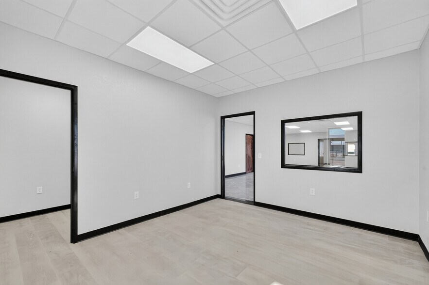 More Photos Of 16697 W Basin St, Odessa Industrial For Lease
