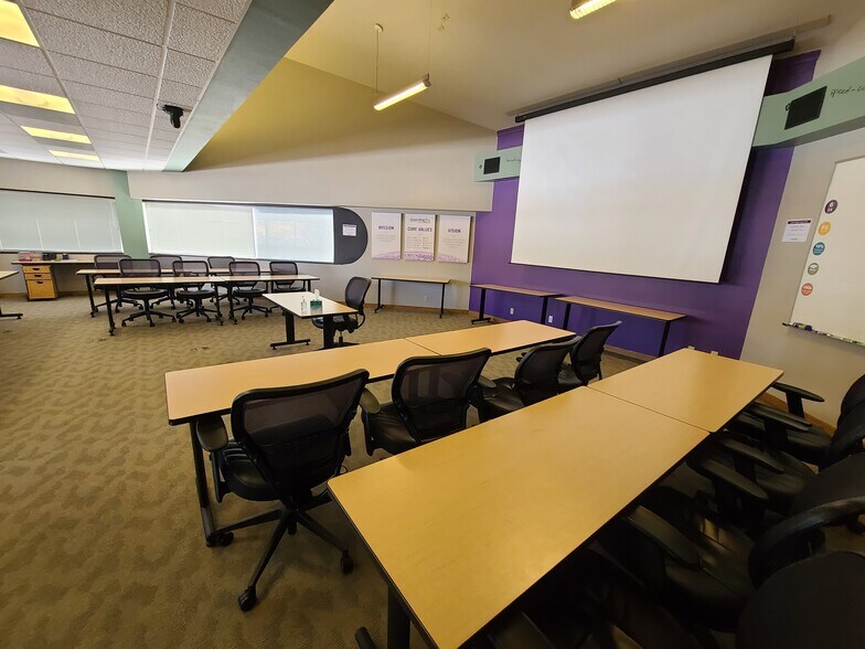 More Photos Of 5085 List Dr, Colorado Springs Medical For Lease