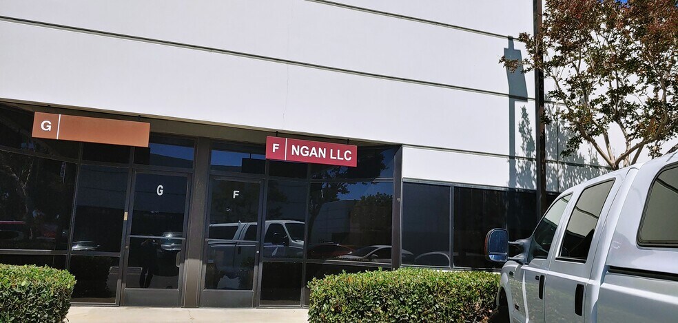 More Photos Of 1151-1159 Pomona Rd, Corona Warehouse For Lease