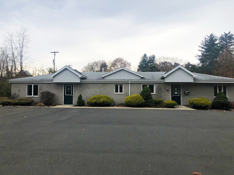 More Photos Of 75 Troy Rd, East Greenbush Office For Sale