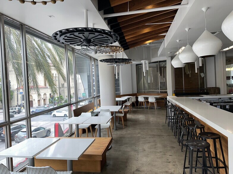 More Photos Of 3500 Wilshire Blvd, Los Angeles General Retail For Sale