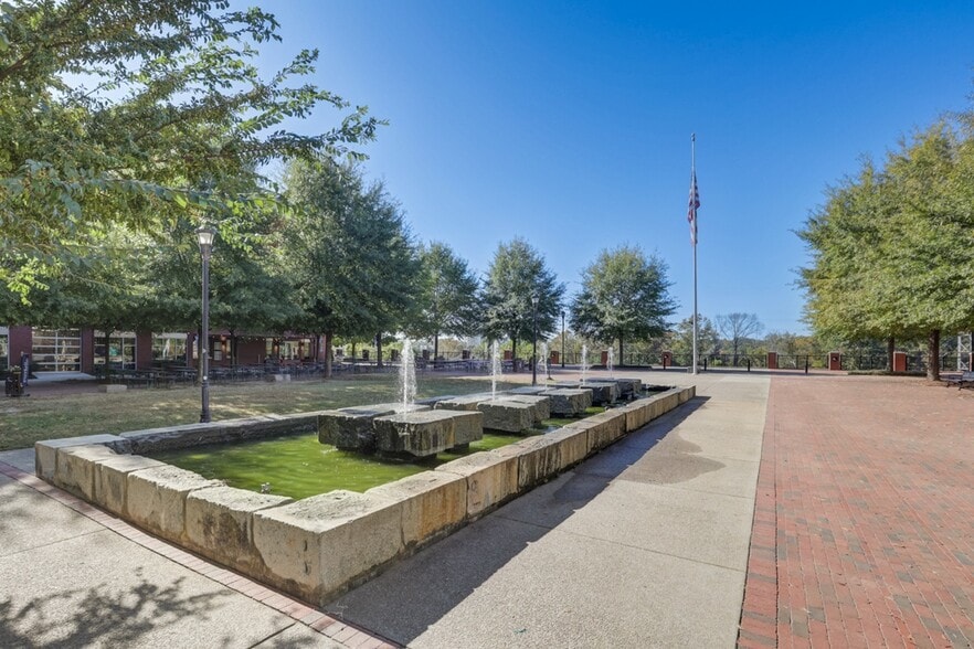 More Photos Of 325 Taylor St, Columbia Apartments For Lease