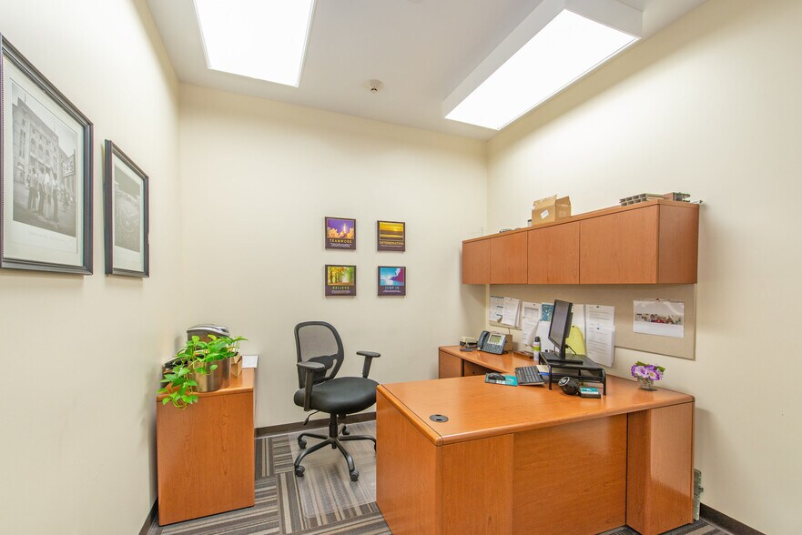 More Photos Of 885-889 Teaneck Rd, Teaneck Freestanding For Lease