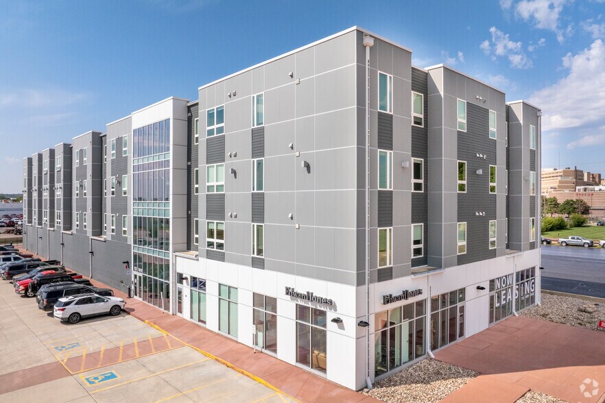 Primary Photo Of 103 Virginia St, Sioux City Apartments For Lease